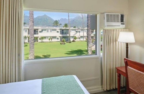 Kahului House | Comfort and Convenience! Garden View, Onsite Pool, Pets Allowed