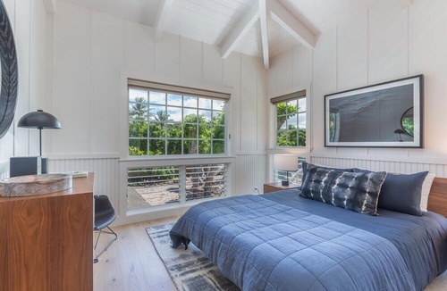 Wainiha House | Modern Beachfront Estate near Tunnels, Sleeps 12