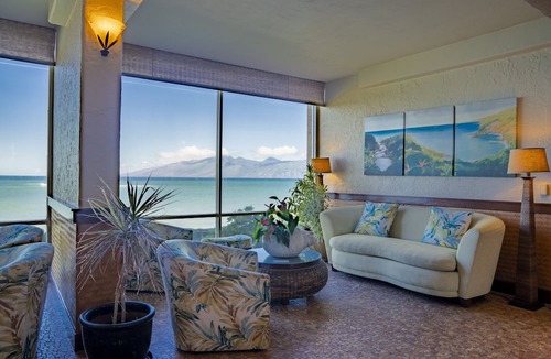 Kahana Apartment | Ocean View Suite at Royal Kahana