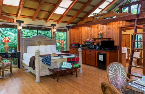 Volcano Cabin | Volcano Village Lodge