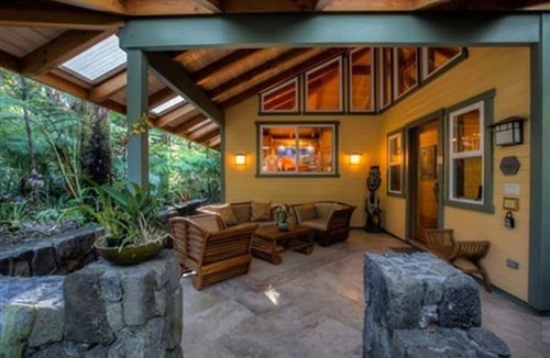 Volcano Bed & Breakfast | Volcano Mist Cottage