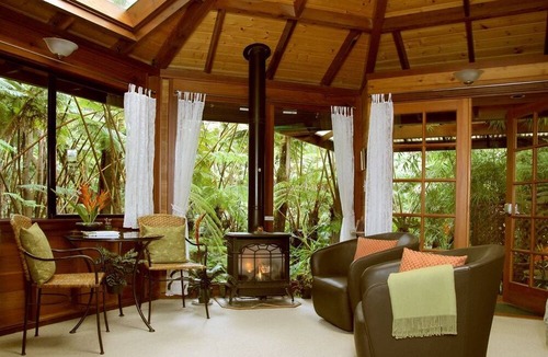 Volcano Bed & Breakfast | Volcano Rainforest Retreat