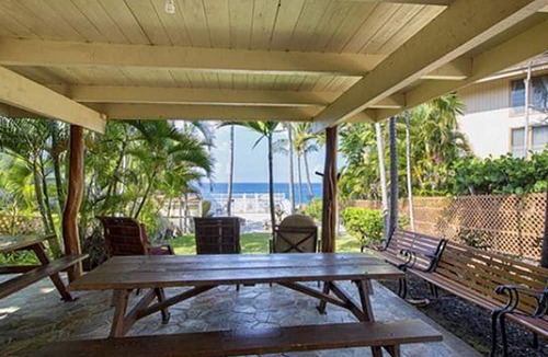 Historic Kailua Village Condo | Kona Shores#130
