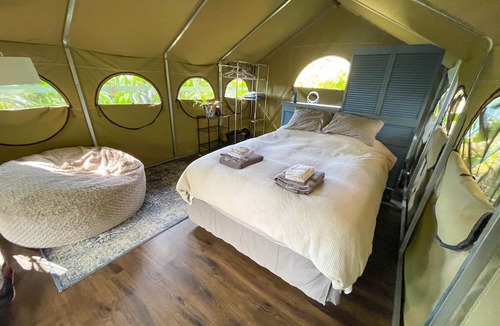 Kealakekua House | Gingerhill Farm Retreat