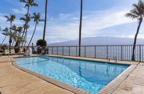 Maalaea Condo | Oceanfront Lauloa 106 - Ground Floor, Modern Renovation, Split-ac, Walk to Beach
