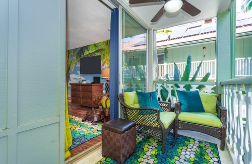 Historic Kailua Village Hotel | Kona Islander Inn Condos