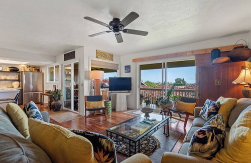 Haiku Cottage | 2 Mi to Hana Hwy: Haiku Home w/Ocean Views!