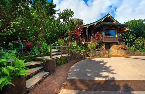 Kilauea House | Sea Song in Kilauea With 4 Bedrooms and 4 Bathrooms