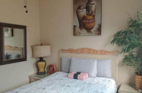 Wailuku Hostel | Robbins Estate