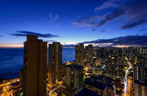 Waikiki Resort | Hilton Waikiki Beach Resort & Spa