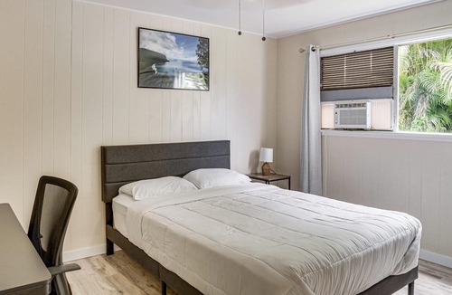 Hilo Apartment | Walk to Dining & Local Markets! Hilo Getaway