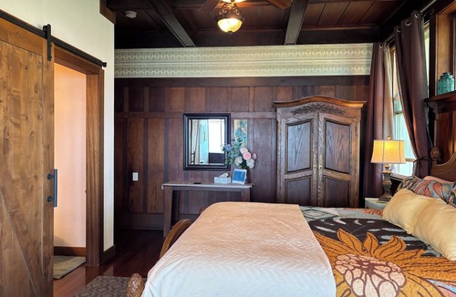 Hilo Bed & Breakfast | Hilo Bay Oceanfront B&B