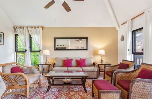 Lihue Condo | Ocean Views W/Private Lanai - Kaha Lani 206
