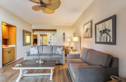 Kapalua Condo | Kapalua ocean view 1 bedroom spacious villa condo, AC, walk down to the beach