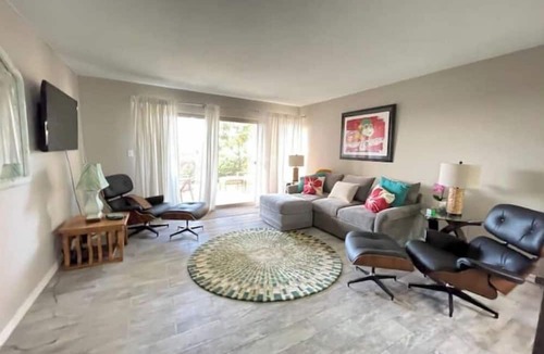 Ualapue Condo | Rainbow Retreat - Ocean Front - Molokai - Peaceful