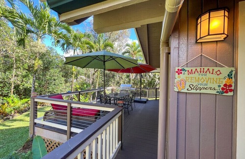 Keaau House | Tropical, Hawaiian-style A-frame Home