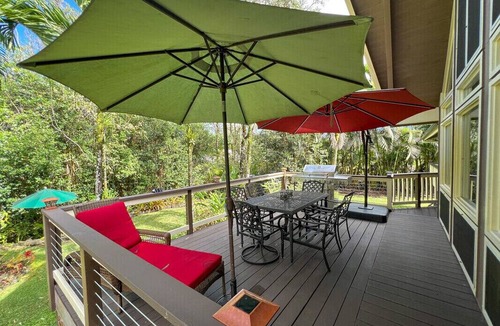 Keaau House | Tropical, Hawaiian-style A-frame Home