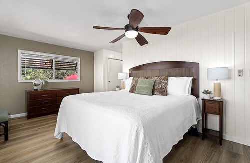 Kealakekua House | Halekii Sunset – Sweeping 180° Ocean Views | Newly Renovated Tropical Retreat