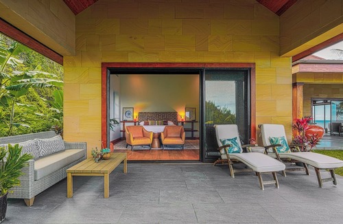 Ninole House | Luxury Oceanfront Balinese Oasis
