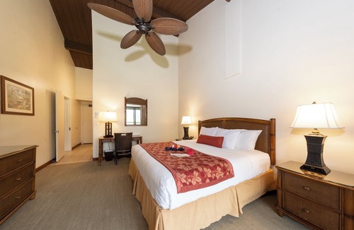 Princeville Hotel | Luxury Getaway| Onsite Pool | Tennis Courts | Award-Winning Kauai Resort