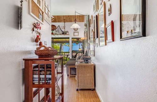Kaunakakai Condo | Ocean Front Retreat W/Kitchen-Molokai Shores A308