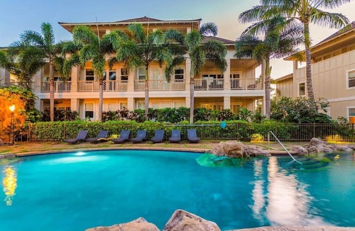 Poipu Villa | 3BR I Poolside Ground-Floor Villa |Walk to Beach|Hot Tub