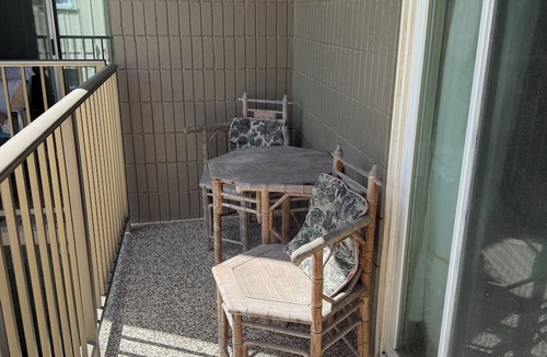 Punaluu Condo | Turtle Beachfront, snorkeling, free parking, wash-dryer in unit, New bigger AC.