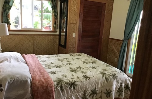 Kehena Beach Estates House | Spectacular Ocean View & walk to Kehena Beach!