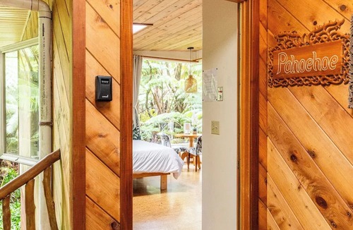 Volcano Cabin | Romantic Volcano Getaway with a Hot Tub