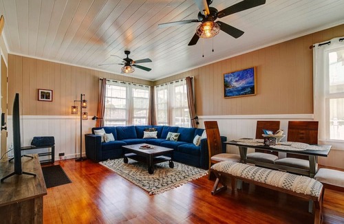 Hilo House | NEW - Paddler`s Inn 3BR Hilo