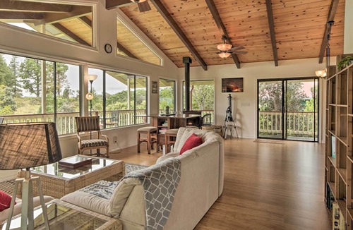 Volcano House | Peaceful Volcano Home Near National Park!