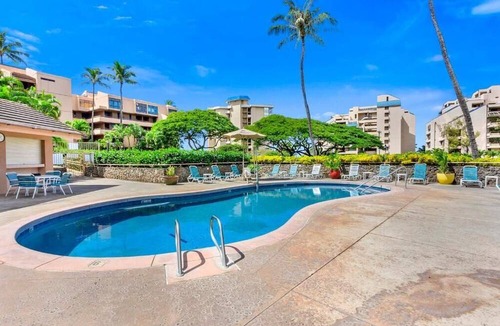 Kahana Resort | Lahaina Maui 2 Bedroom Sleeps 6