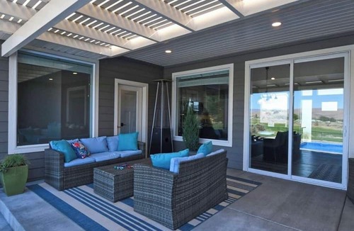 Desert Aire House | Desert Aire Oasis - POOL and Hot Tub with Views