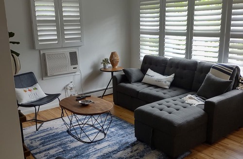 East Quogue House | Hamptons Retreat 1/4 Mi to Viral Supermodel Cafe to Bethenny Frankel's Pop-Up!