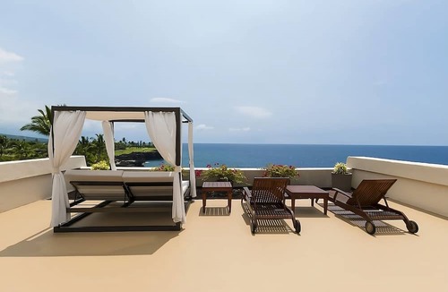 Keauhou Hotel | Fantastic Hawaii Getaway! 2 Ocean View Units, 2 Pools, Game Room, Restaurant/Bar