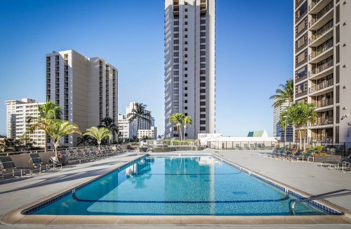 Waikiki Condo | Aston Waikiki Banyan 1BST4 | Pool & Hot Tub