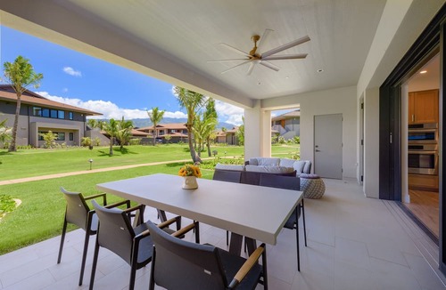 Honokowai Villa | KLVR welcomes you to Honua Kai Luana Oceanfront Resort Resort & POOL view