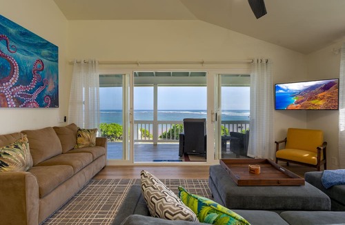 Anahola House | Oceanfront Beach House - Spectacular Views & Privacy