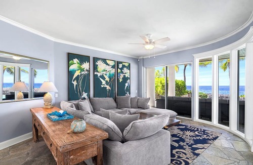 Kailua-Kona House | Kona Blue: Secluded Beachfront Home w/Private Pool, AC & Ocean Views