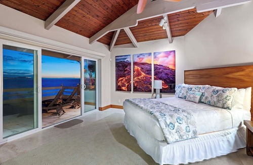 Kailua-Kona House | Ali'i Point #9: Lavish Oceanfront Home w/Pool & Spa- Relax & Watch the Waves