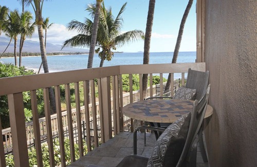 Kihei Condo | OCEANFRONT RESORT - Summer Savings! - 2 Bed/2 Ba - Kihei Sands - Unit B7