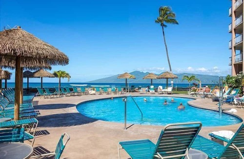 Kahana Condo | OCEAN and MOUNTAIN view corner 2 bdrm unit - Royal Kahana 220