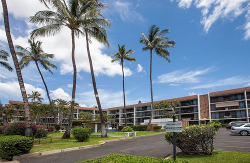 Kihei Condo | Ground-Floor Condo | Across from Kamaole Beach III | Spacious w/large Lanai