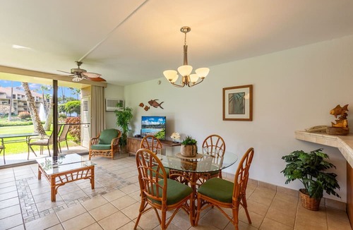 Kihei Condo | BUILDING #1-OCEAN VIEWS-GROUND FLOOR CONVENIENCE-AC-METICULOUS CLEANING