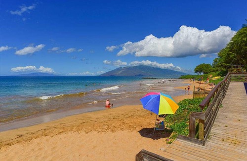 Kihei Condo | Mellow Vibe Suite w/Island Decor, Kitchen Ease, Lanai, WiFi, AC–Kamaole Sands 4305