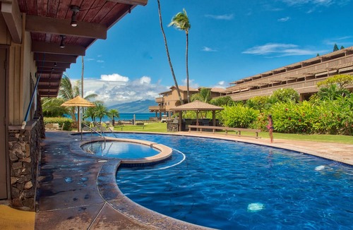 Kahana Condo | Luxury Ocean View Condo - Kahana Sunset D4 - A/C & 5G WiFi - Pool