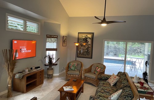 Keaau House | Affordable Luxury on Kaloli Point.