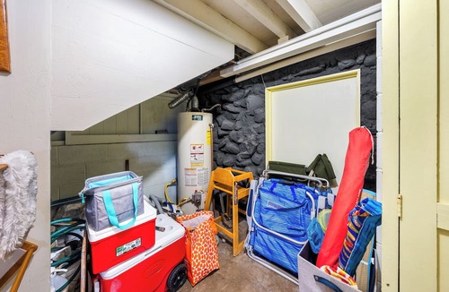 Anahola House | Hibiscus Beach Cottage, Steps to Beach, Beautiful Mountain Views, TVNC#5067