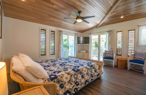 Wainiha House | Spacious, 5 bed/3 bath, mountain view home, across from beach path! TVNC-5137