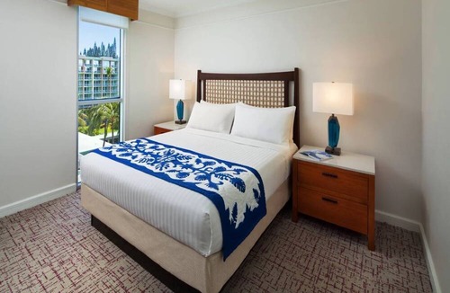Lihue Resort | Marriott Kauai Beach Club1 Bedroom Unit Sleeps 4